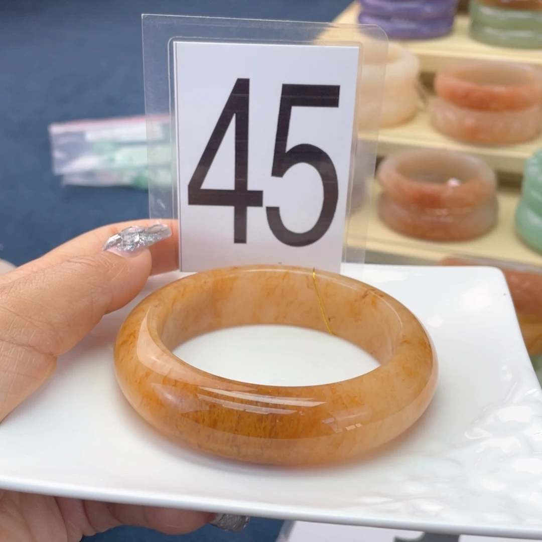 石英质玉未镶嵌手镯62圈