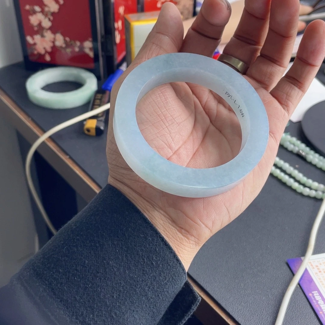 限***柔定制翡翠未镶嵌57翡翠手镯