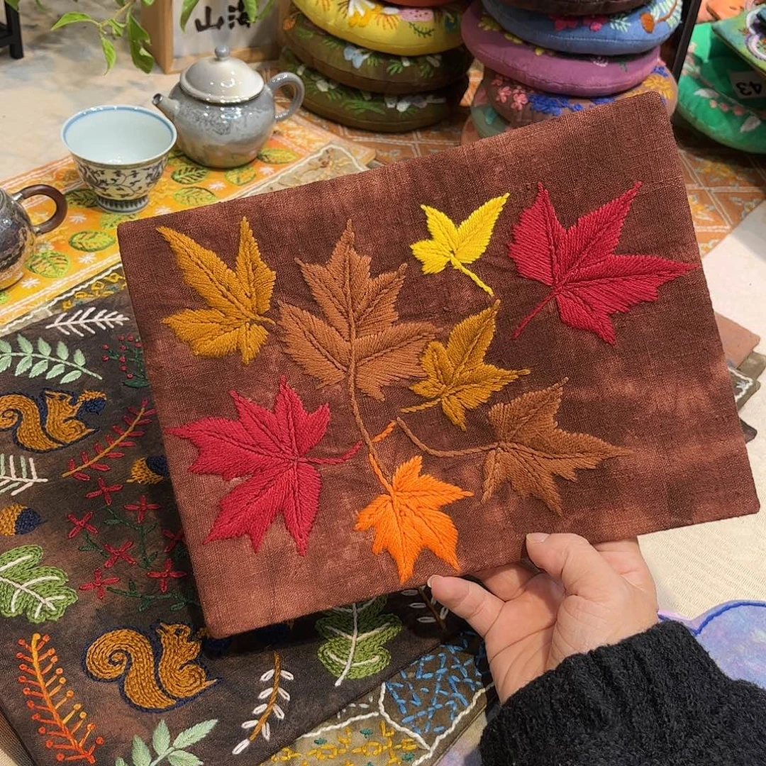 规格17.23刺子绣茶席