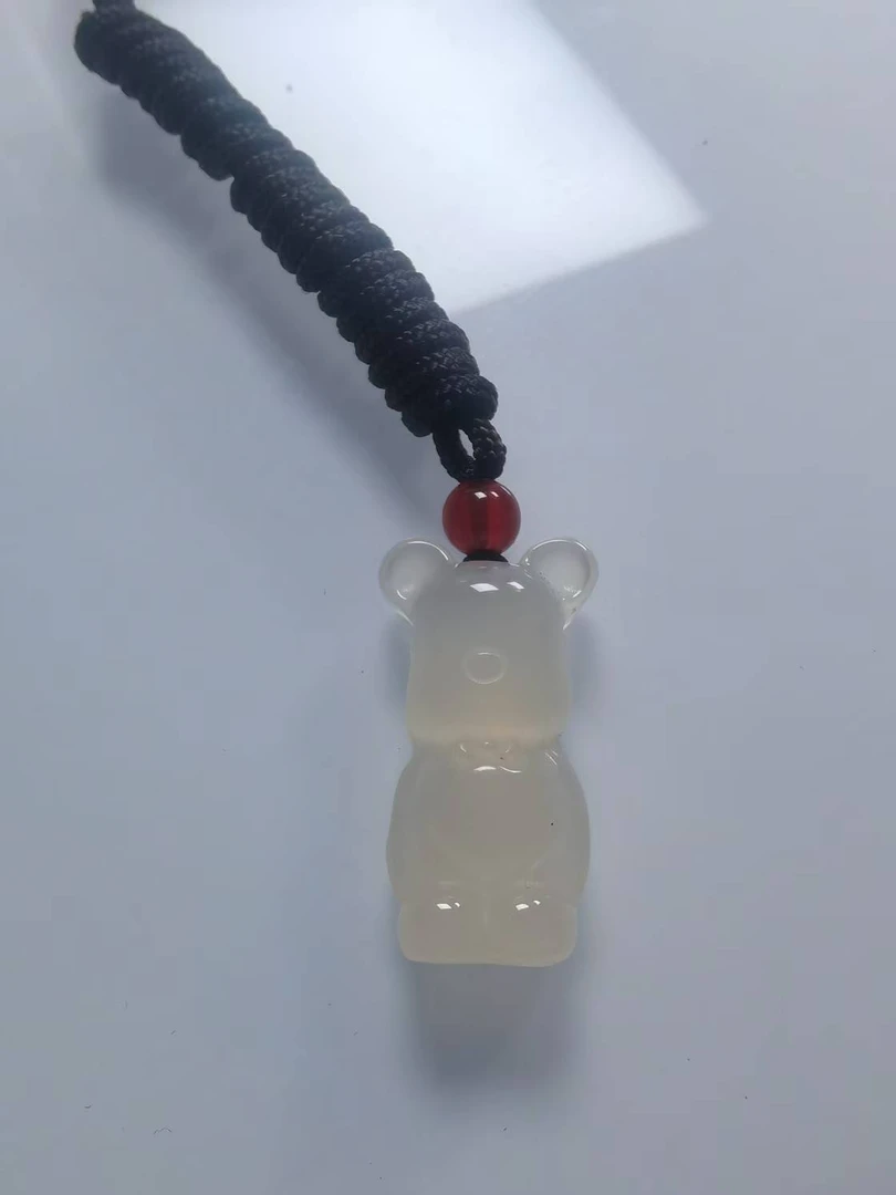 玛瑙冰种暴力熊