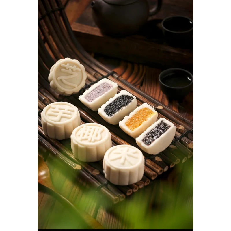 手打米月饼米皮芝麻红枣核桃紫薯香芋广式素食手工送礼常温冰皮