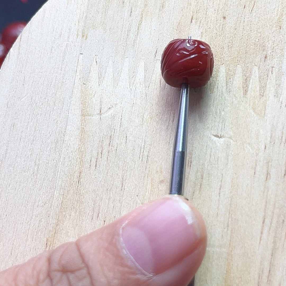 南红玛瑙合金颈饰