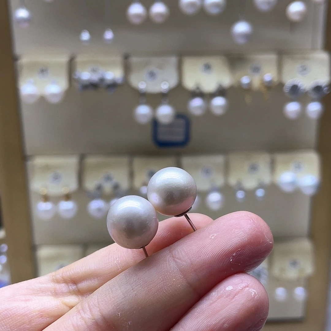 银S925镶嵌耳饰淡水珍珠