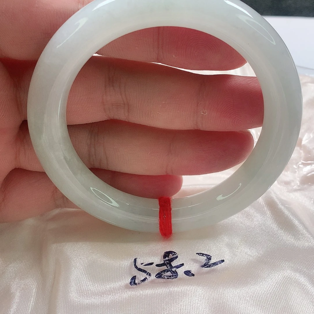 未镶嵌手镯（圆镯）翡翠300号