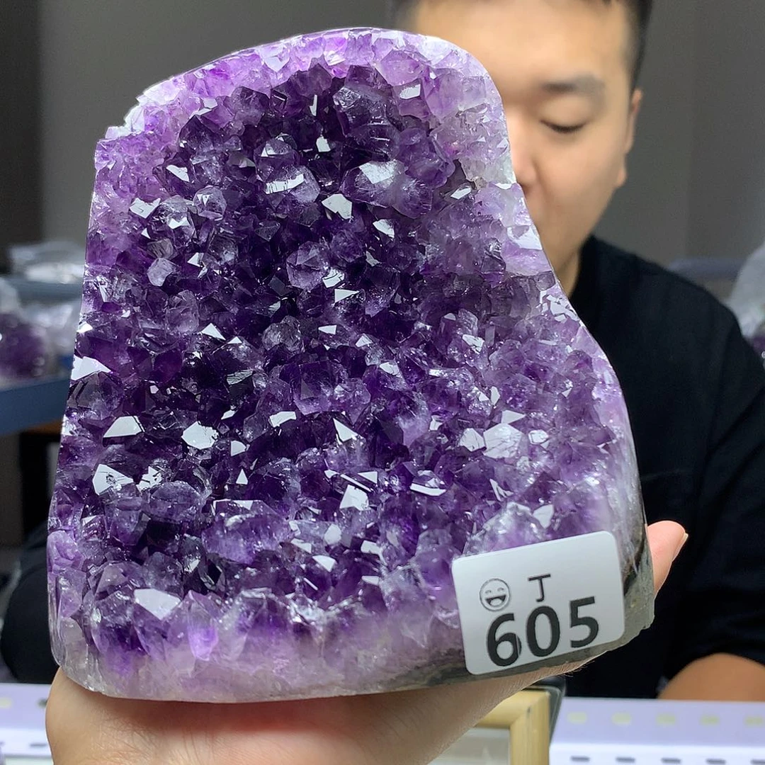 未镶嵌大型摆件（非配饰）水晶