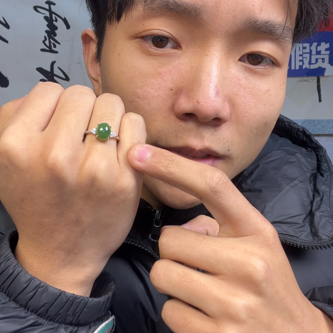 颈饰未镶嵌和田玉多样性俄罗斯碧玉戒指