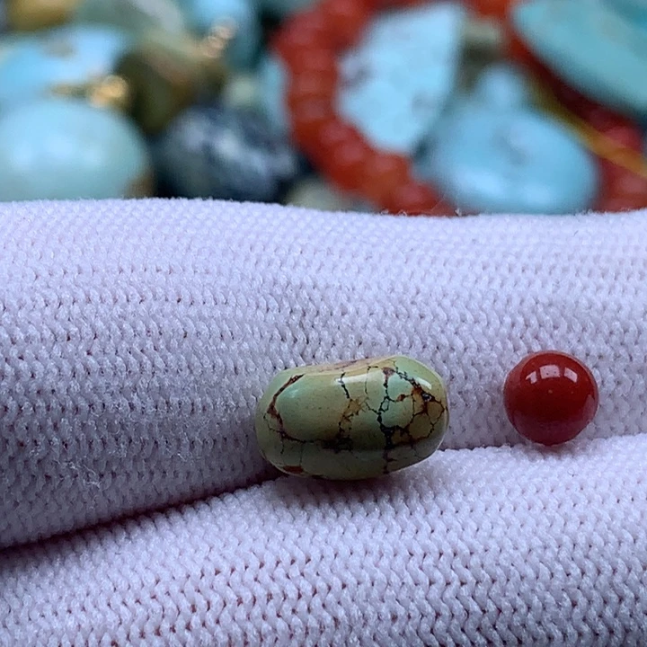 南红玛瑙未镶嵌珠宝奇石