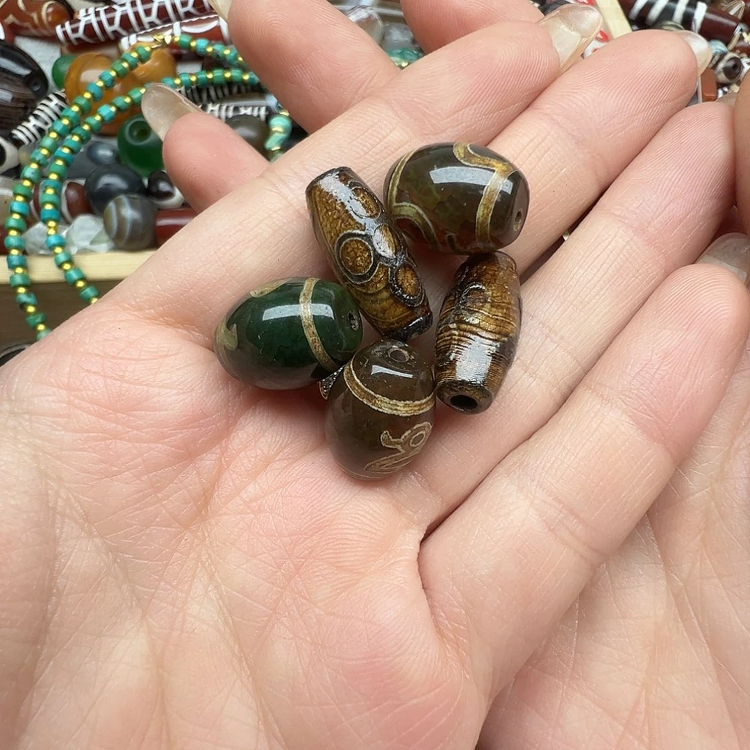 玛瑙/玉髓未镶嵌珠宝半成品