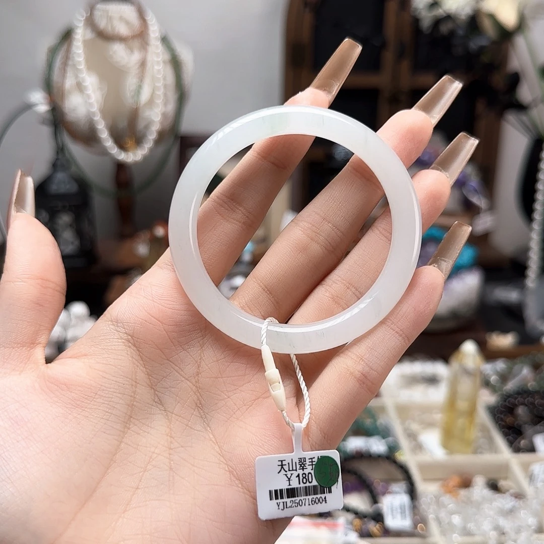 石英质玉手镯未镶嵌7号