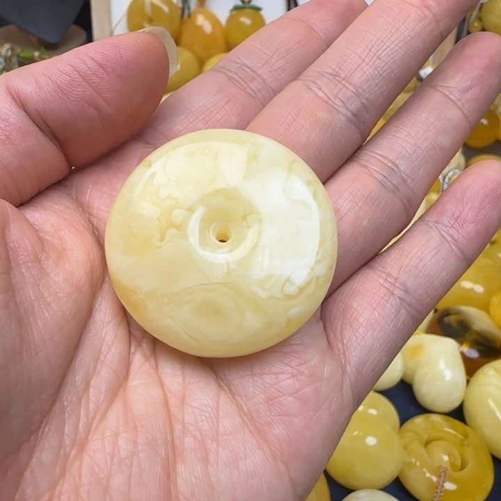 蜜蜡未镶嵌颈饰天然蜜蜡