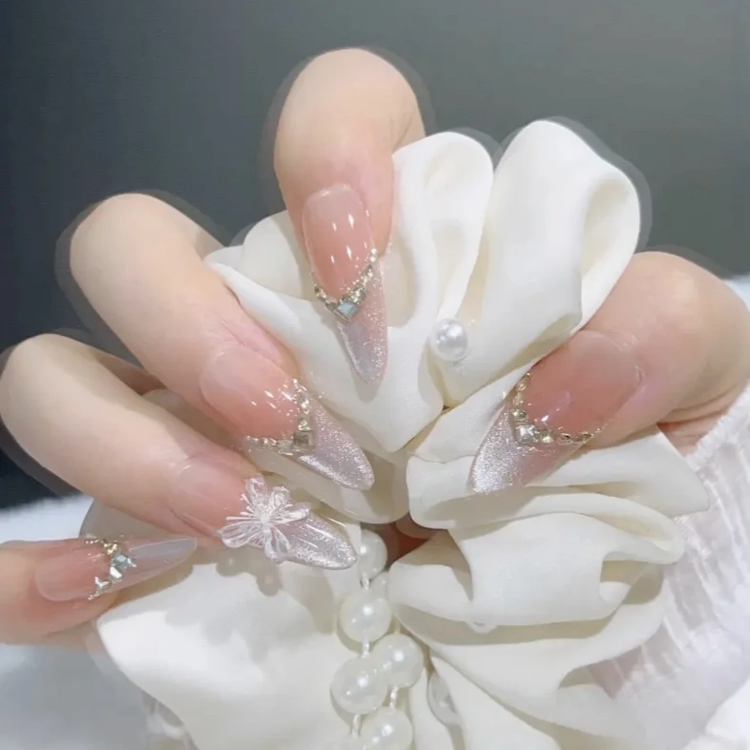 【金枝玉蝶】杏仁猫眼显白手工穿戴指甲贴片蝴蝶百搭爆闪美甲中长款