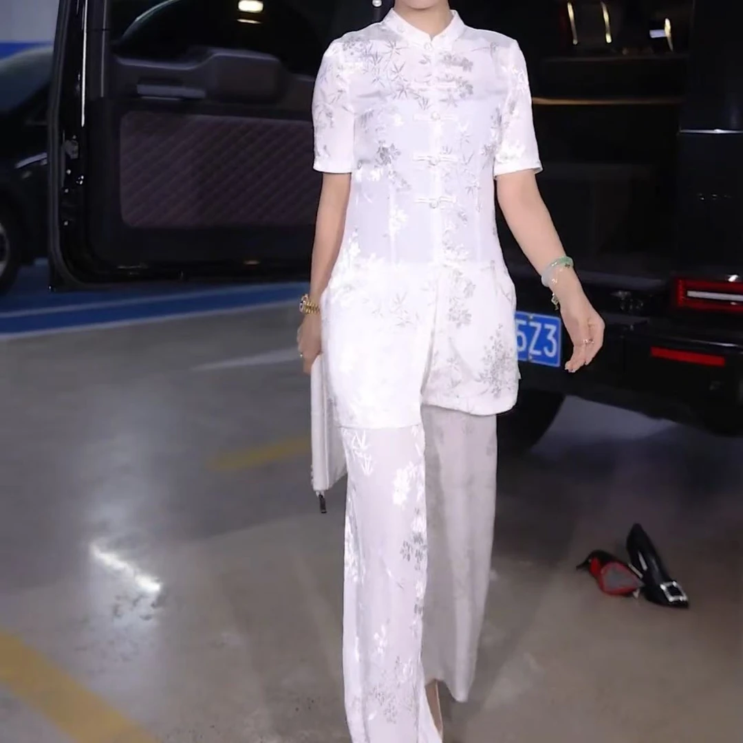 2025春夏新款时尚显瘦气质女士网红洋气两件套百搭款D7835