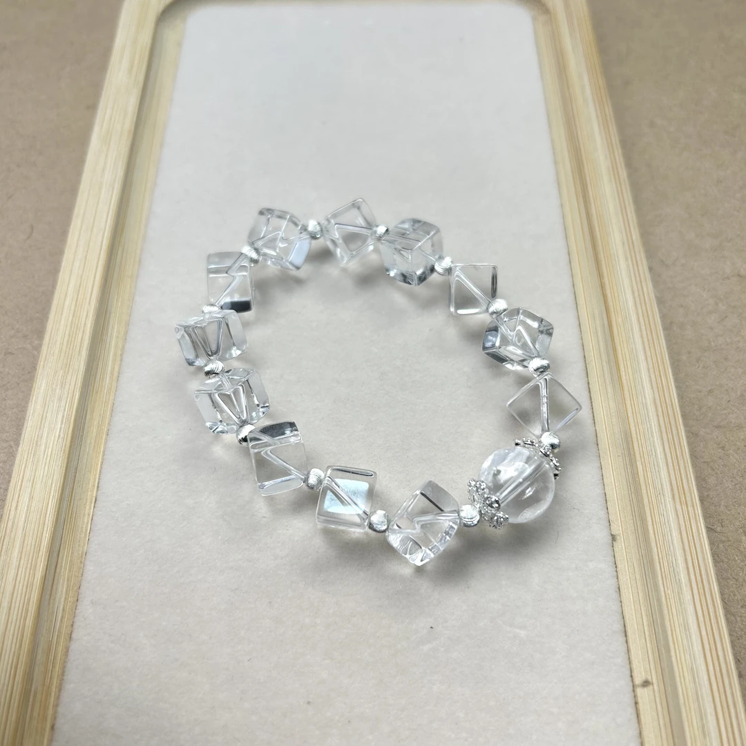 Y016，天然白水晶方糖手串手链，8-9mm，多样性发其一