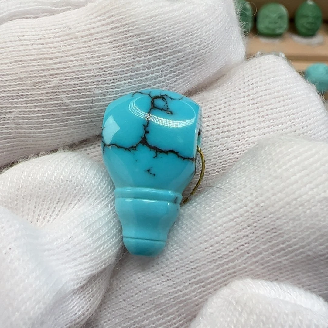 绿松石配饰未镶嵌