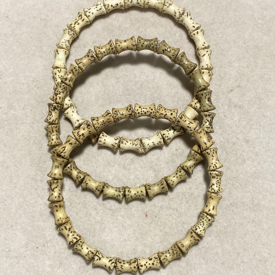 Y712陈籽星月菩提竹节卡0.6单圈手串（底色多样性发其一）