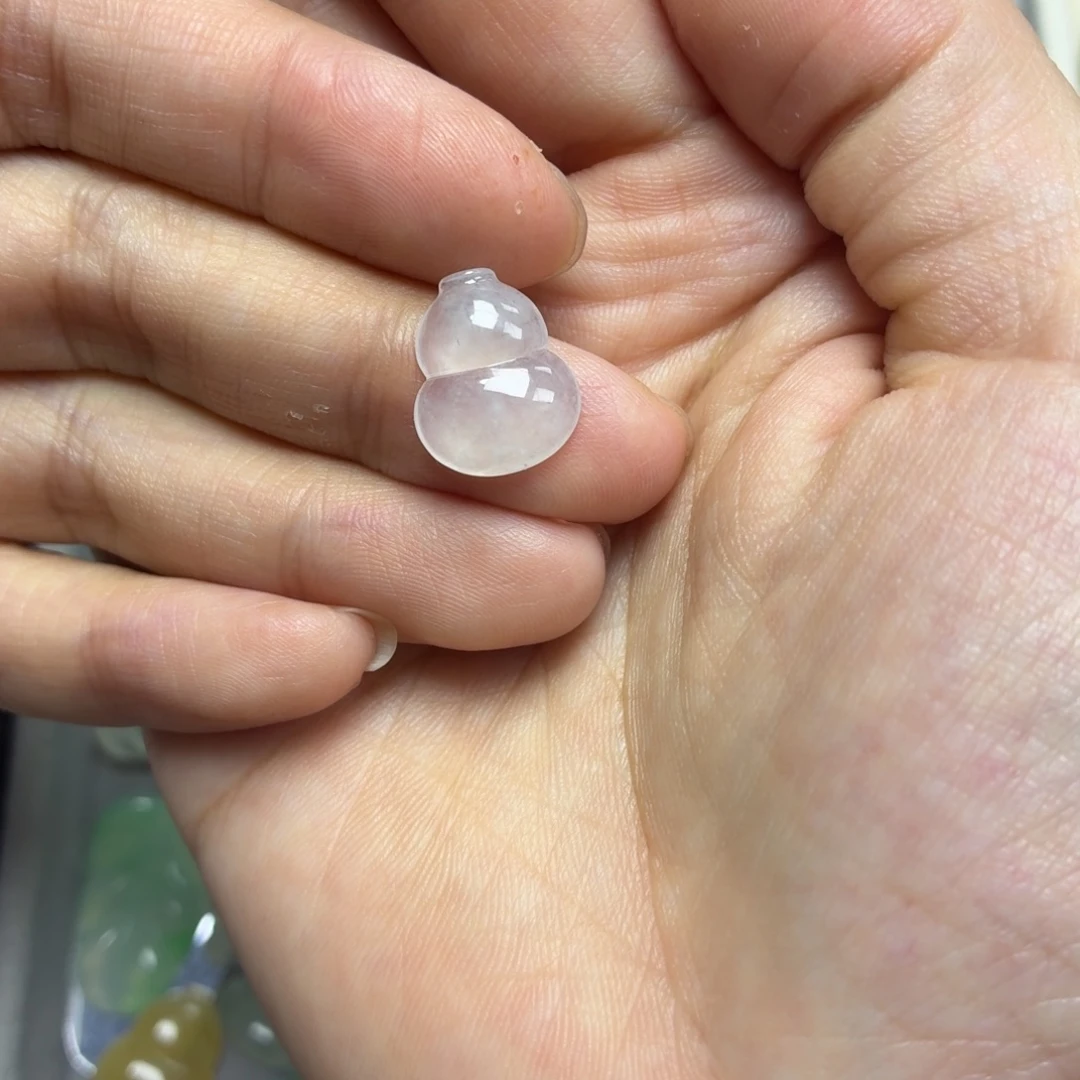 颈饰未镶嵌翡翠白冰葫芦