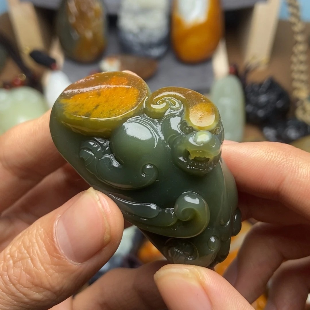 和田玉挂件未镶嵌