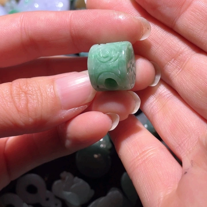 【闪购商品】翡翠颈饰未镶嵌桃*壶天然翡翠