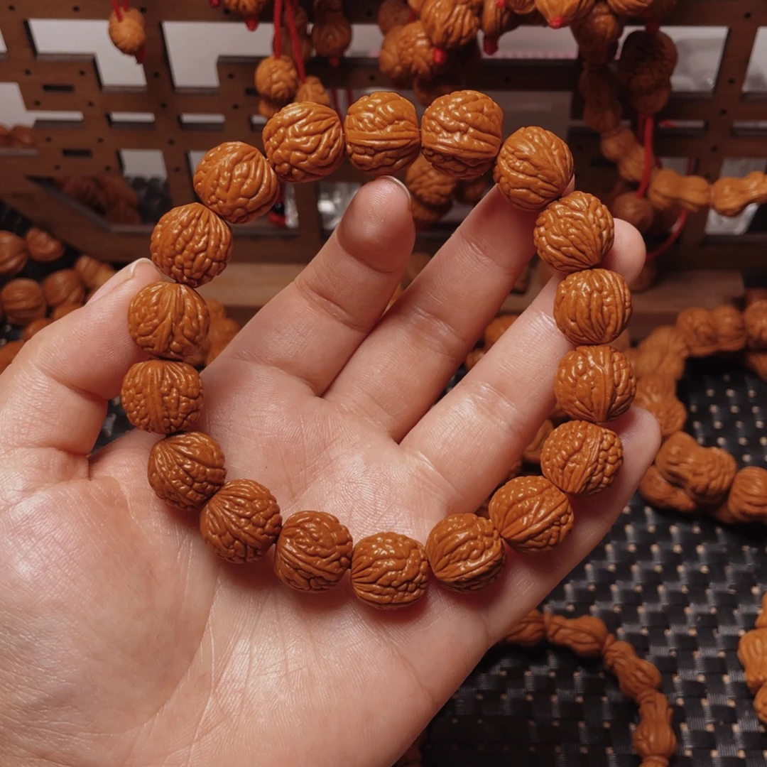 木质类龙纹桃枭手串