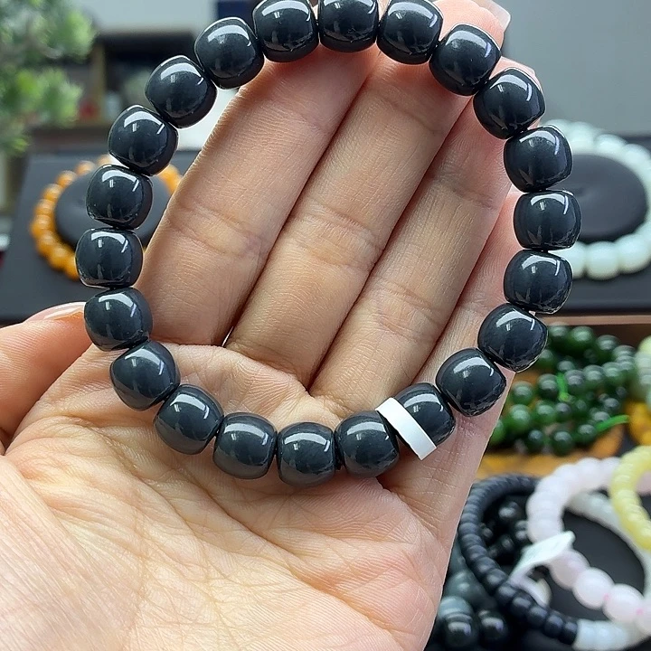 靖***淞和田玉（糖玉）未镶嵌手串