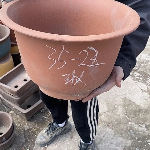 紫砂中国宜兴紫砂花盆，