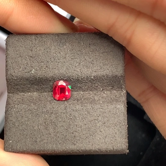 裸石尖晶石天然无烧尖晶石0.77ct