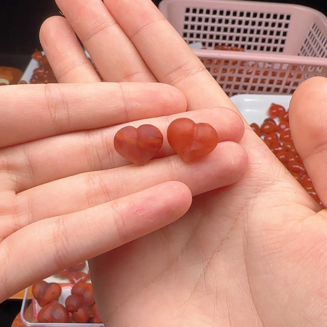 南红玛瑙未镶嵌挂件微瑕不退换