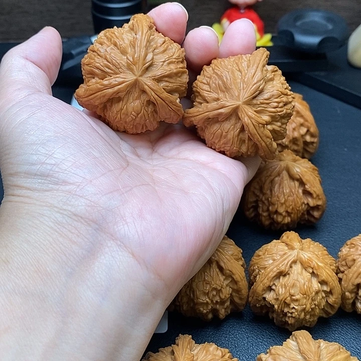 星***爵把件文玩核桃白奔