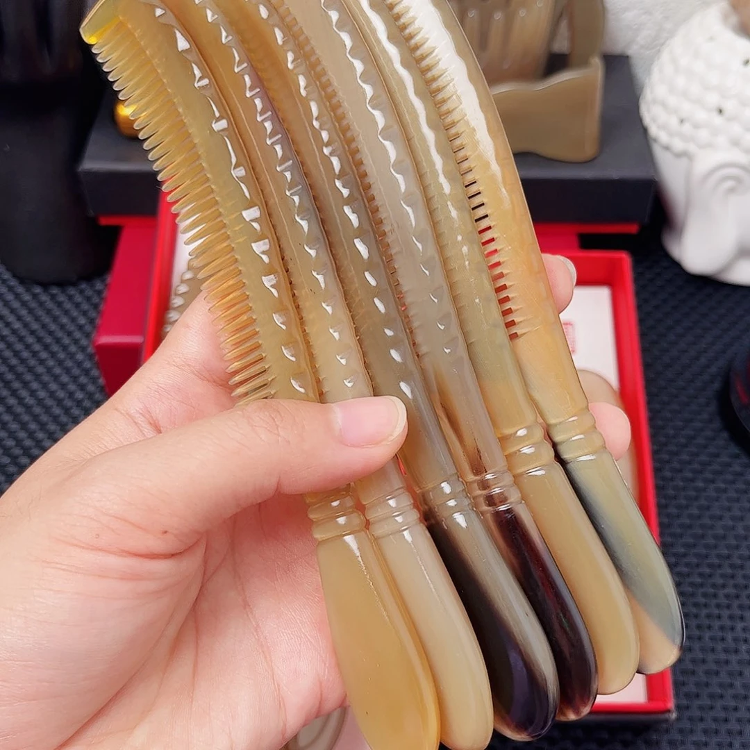 手工制作纯牛角梳子