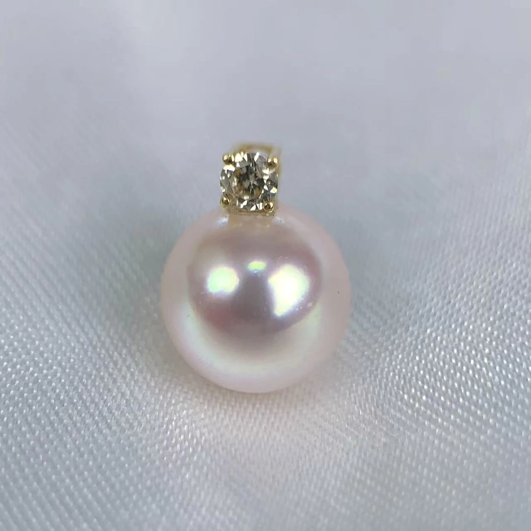 18K金海水akoya天女品质钻石款王妃吊坠 8.5-9mm GD018