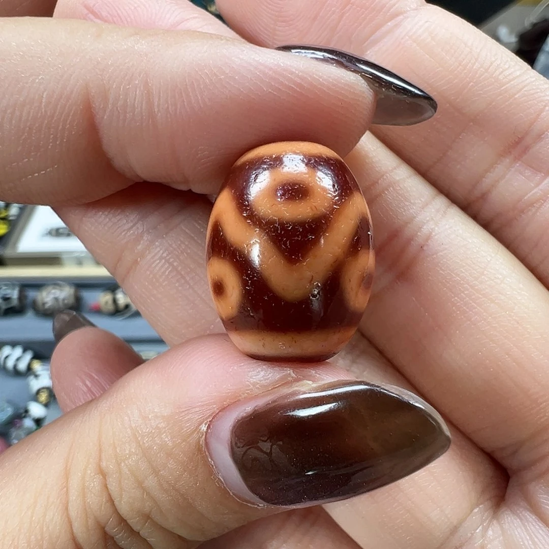 玛瑙/玉髓未镶嵌珠宝半成品金蟾红橘王水纹六眼达洛