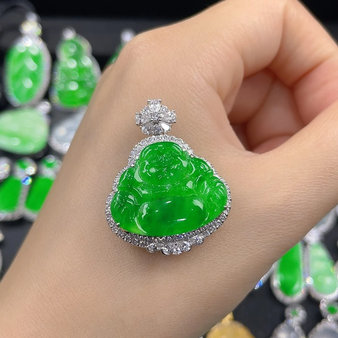 翡翠18K金镶嵌颈饰正阳绿佛公吊坠
