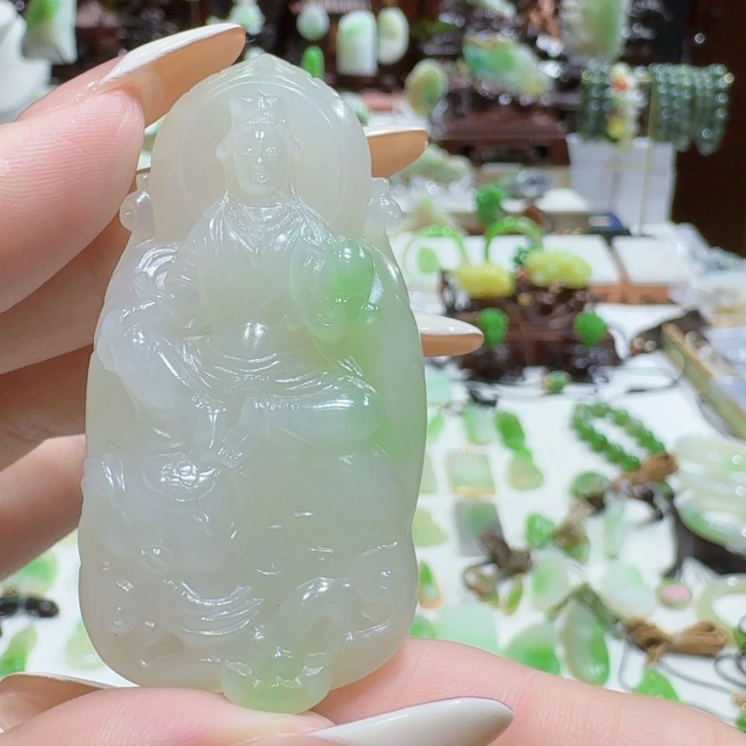 和田玉（翠青玉）未镶嵌挂件翠青普贤