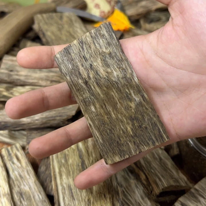 不***粉摆件沉香棋楠沉香原材料多样性 不退换