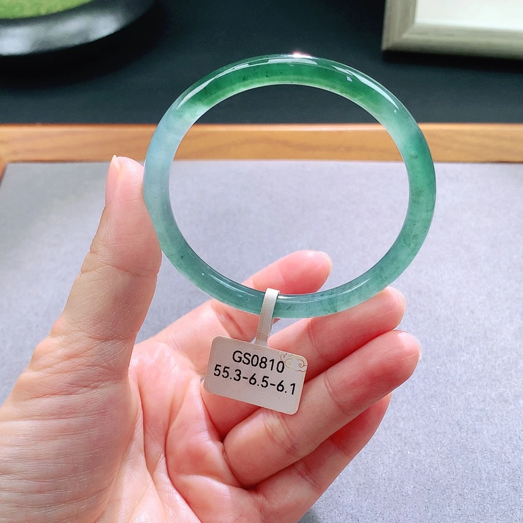 翡翠未镶嵌手镯天然翡翠手镯a货