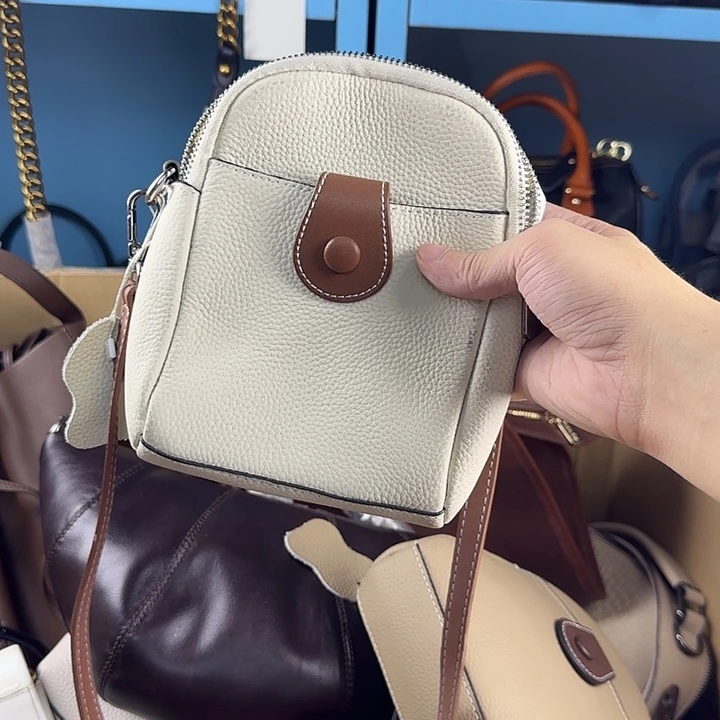 黄牛皮（革）水牛皮（革）