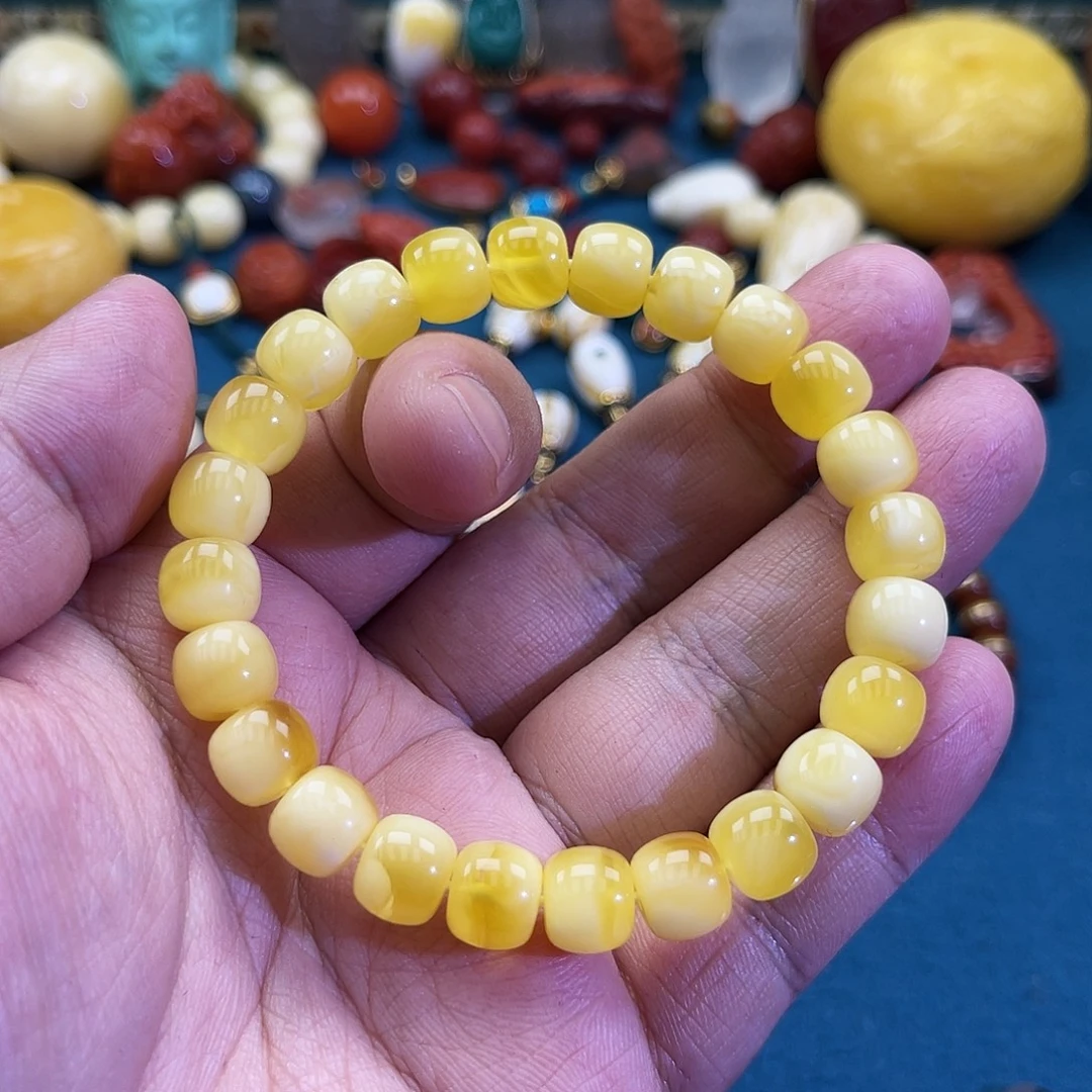 阳***光琥珀未镶嵌珠宝奇石130