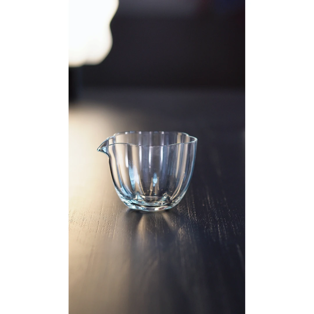 梅花玻璃公道杯分茶器