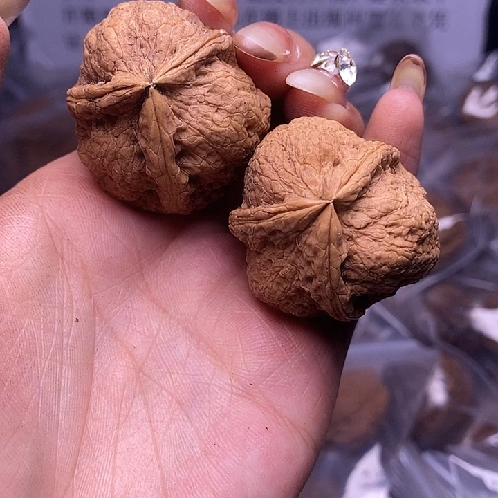 核桃云南野生铁核桃118号36mm