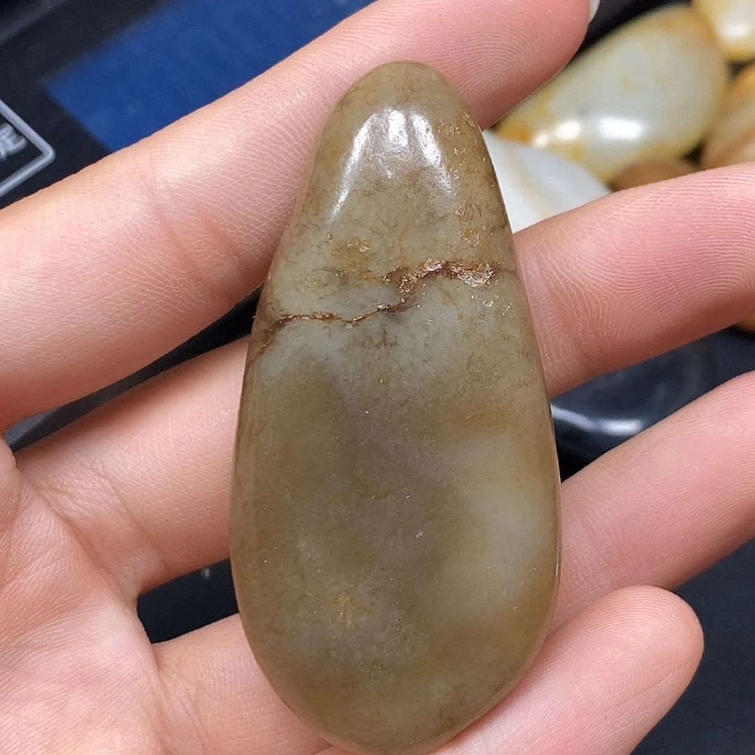 和田玉（糖玉）未镶嵌挂件