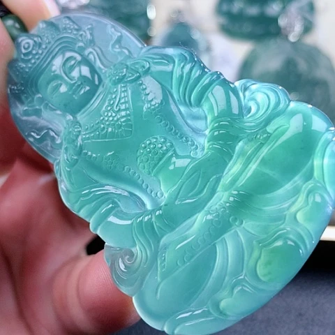 【闪购商品】翡翠颈饰未镶嵌天然翡翠