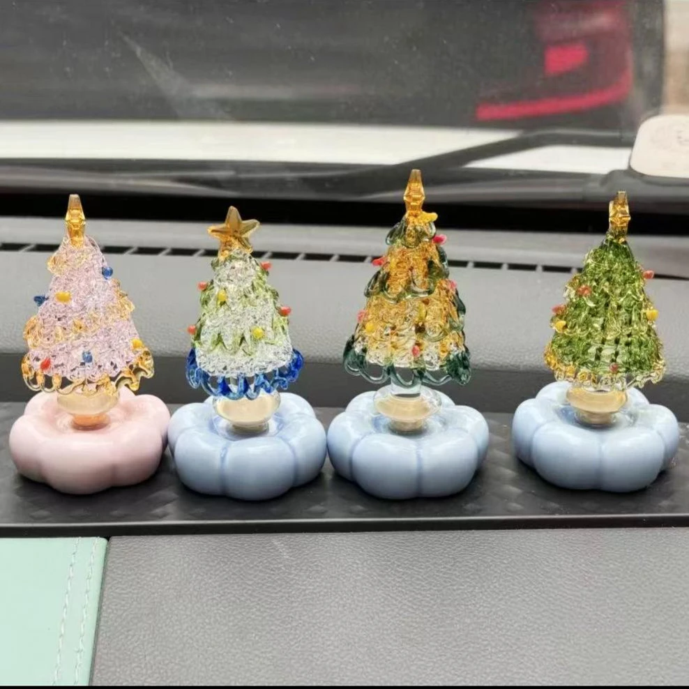 陶瓷圣诞树转转氛围感装饰小礼品车载圣诞小摆件情侣创意礼品家用