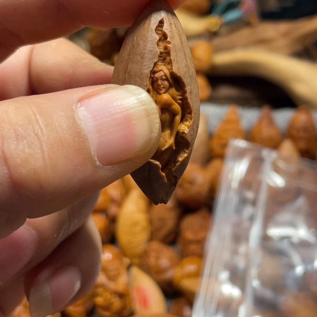 橄榄核手串/手链原皮美女665