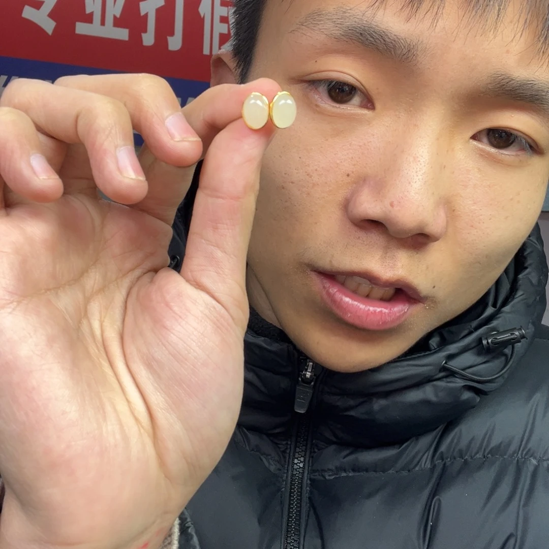 和田玉颈饰银S925镶嵌多样性野牛沟羊脂玉耳钉