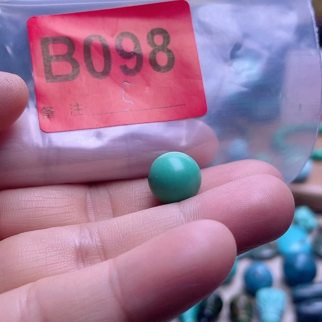 十堰原生态绿石头特色手工配饰