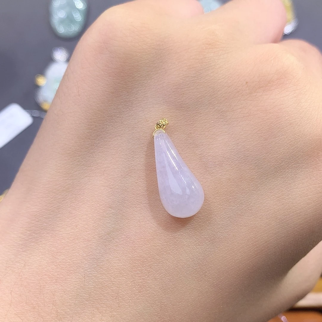 颈饰18K金镶嵌翡翠福瓜吊坠