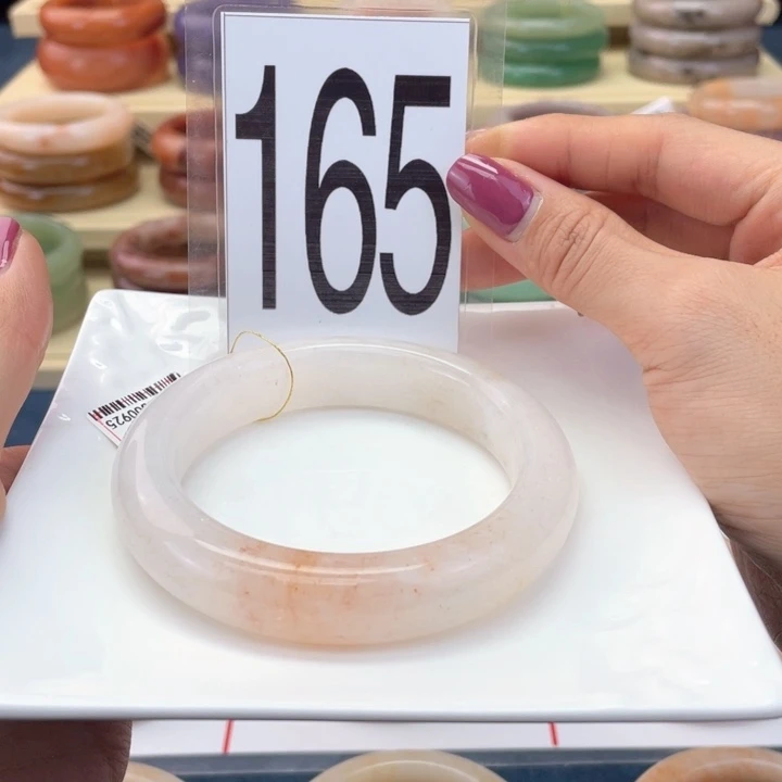 石英质玉未镶嵌手镯62