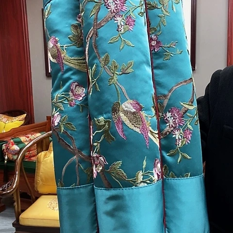 福利款现货高精密满绣花鸟湖蓝色 扶手枕