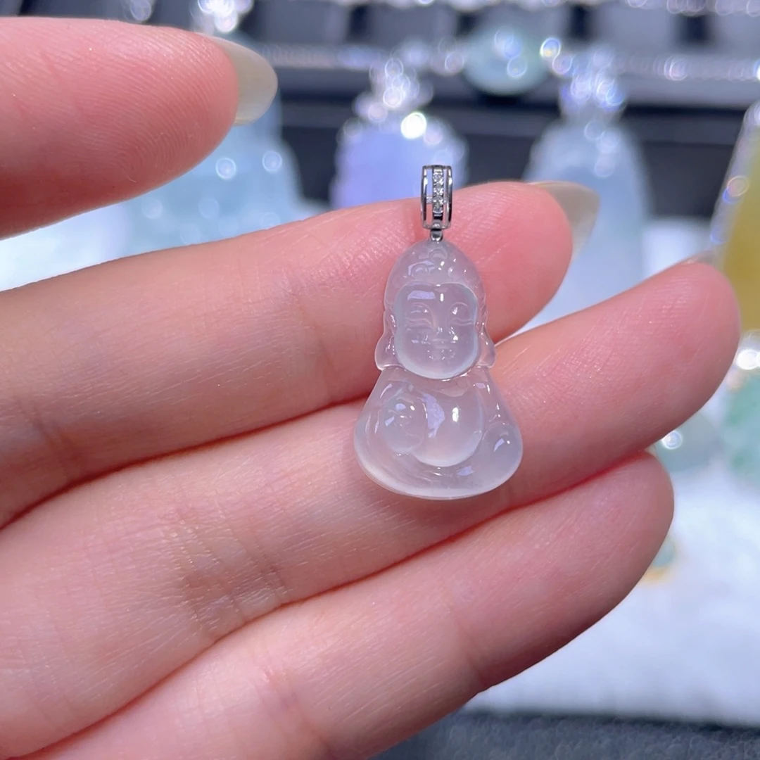 翡翠18K金镶嵌颈饰翡翠