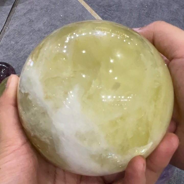 水晶大型摆件（非配饰）未镶嵌天然黄水晶